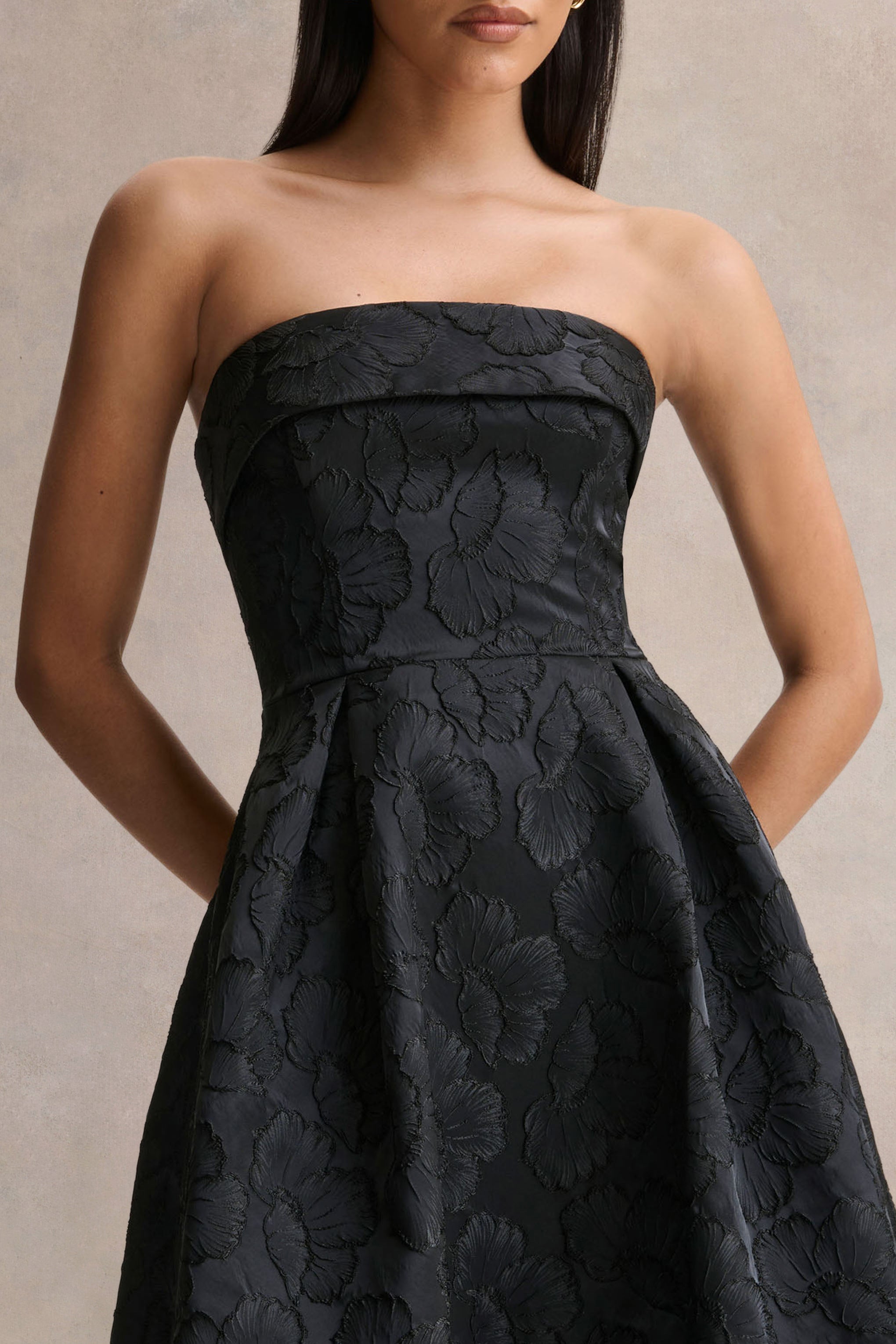 Zuma | Black Metallic Jacquard Strapless Midi Dress