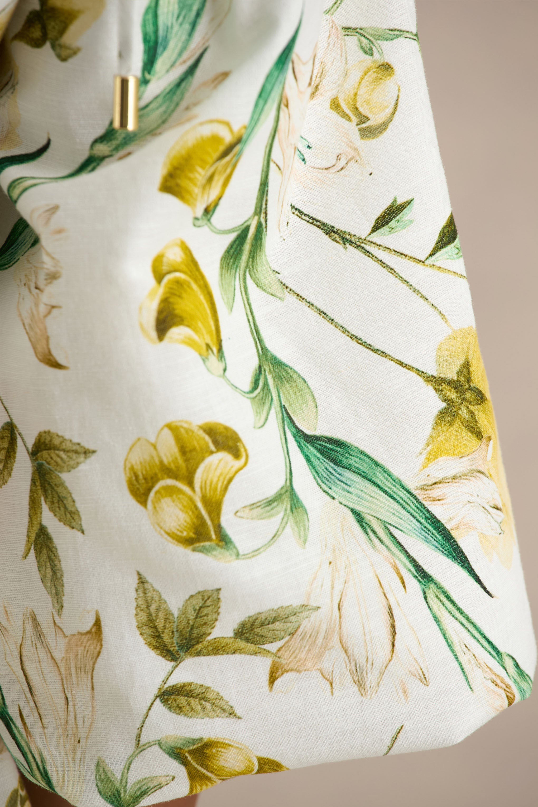 Amberly | Lemon Floral Print Plunge-Neck Ruffled Crop Top