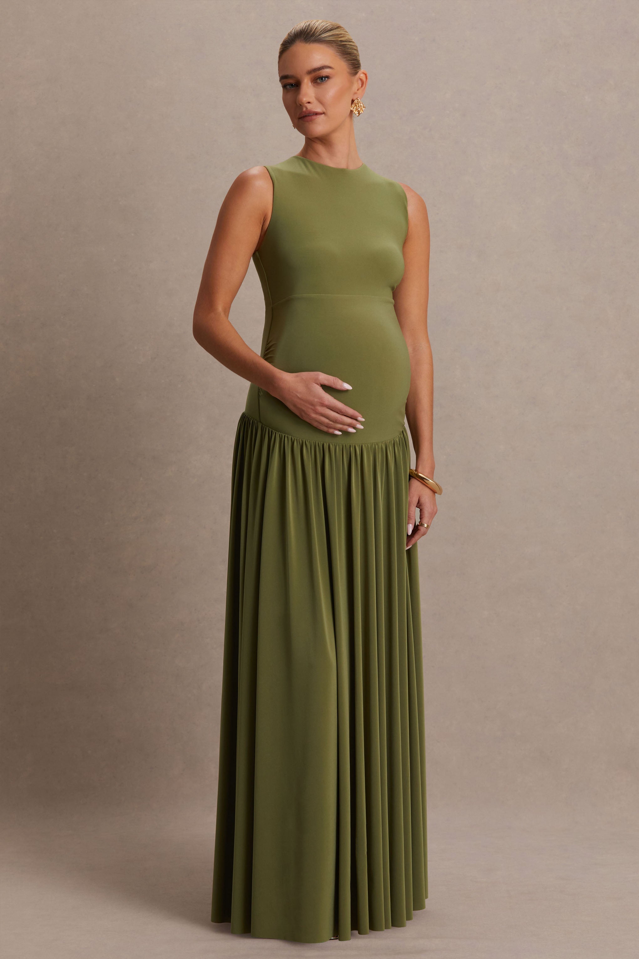 Outline | Olive Crew-Neck Maternity Maxi Dress With Pleated Skirt