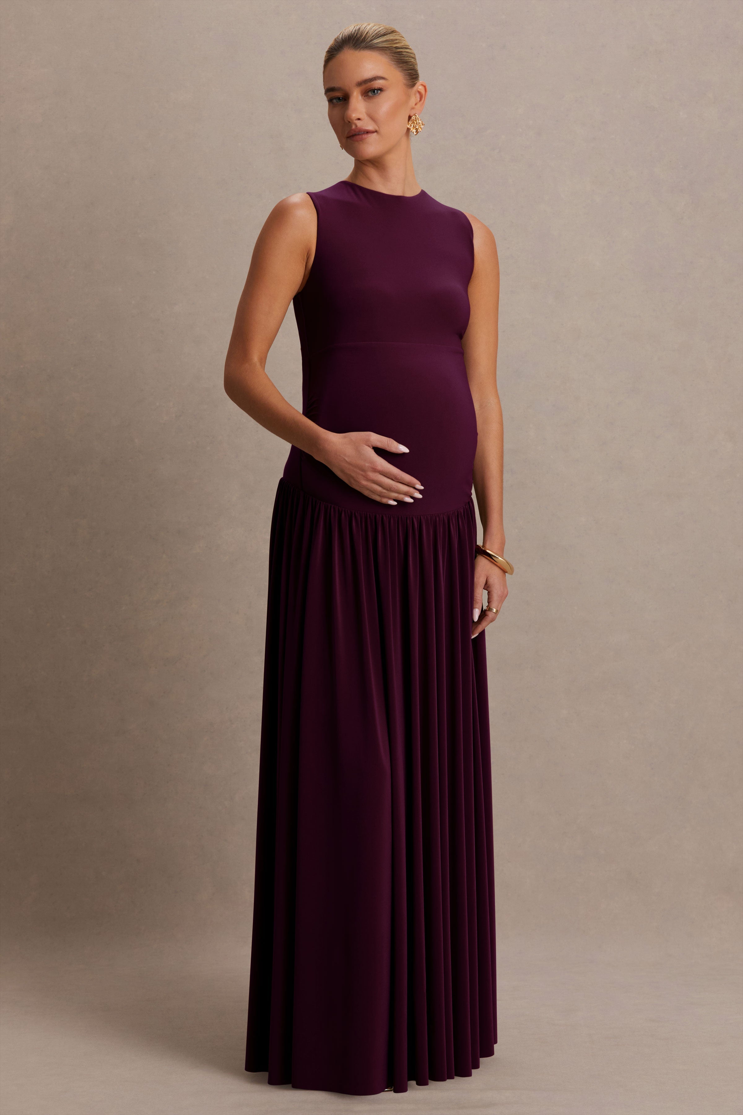 Outline | Plum Crew-Neck Maternity Maxi Dress With Pleated Skirt
