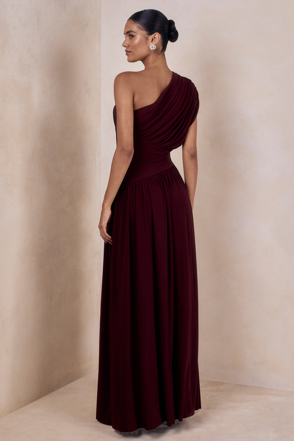 Kelsey | Burgundy Asymmetric-Neck Maxi Dress With Ruched Detailing