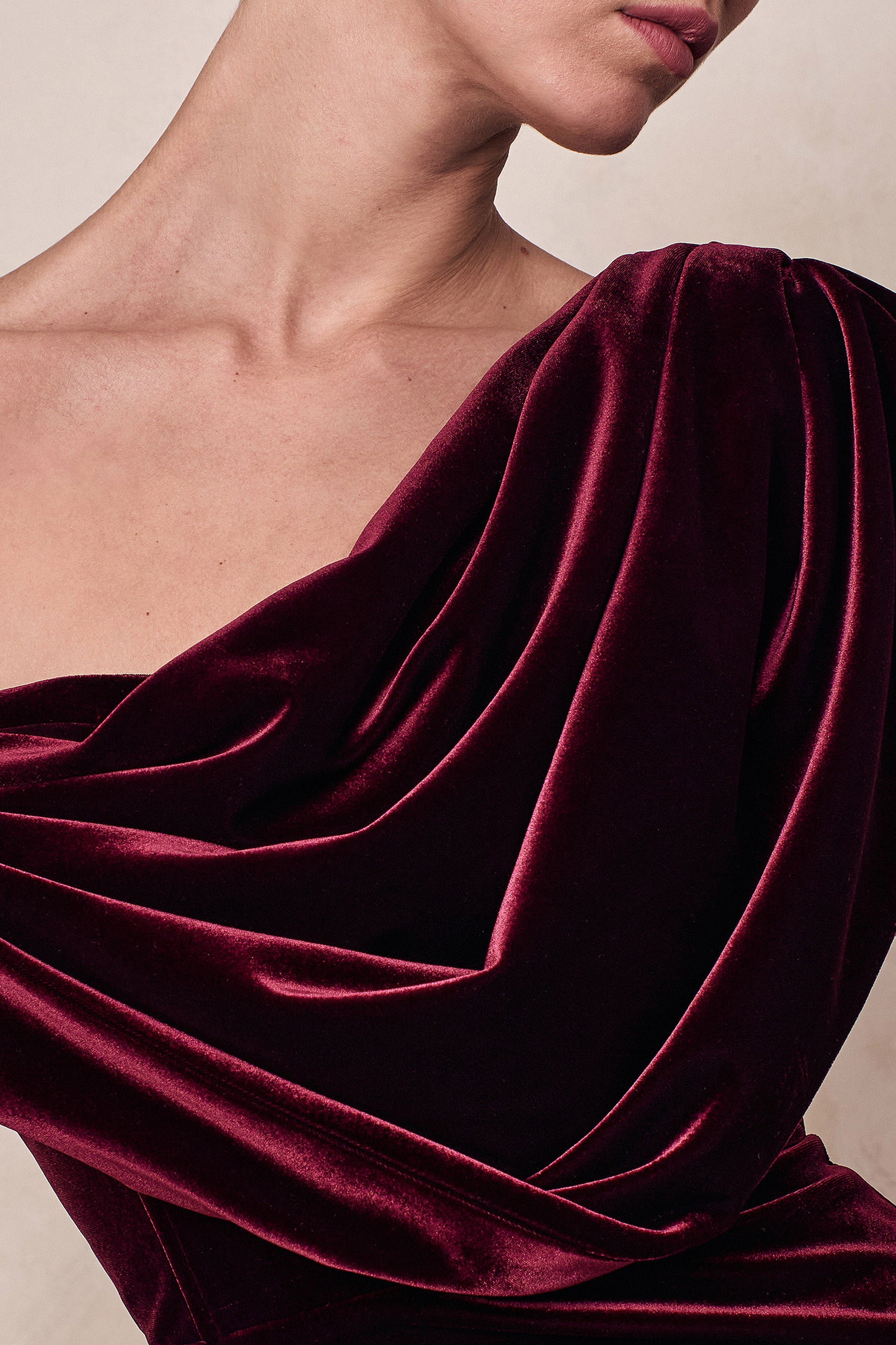 High End | Burgundy Velvet Asymmetric-Neck Midi Dress With Draped Detailing