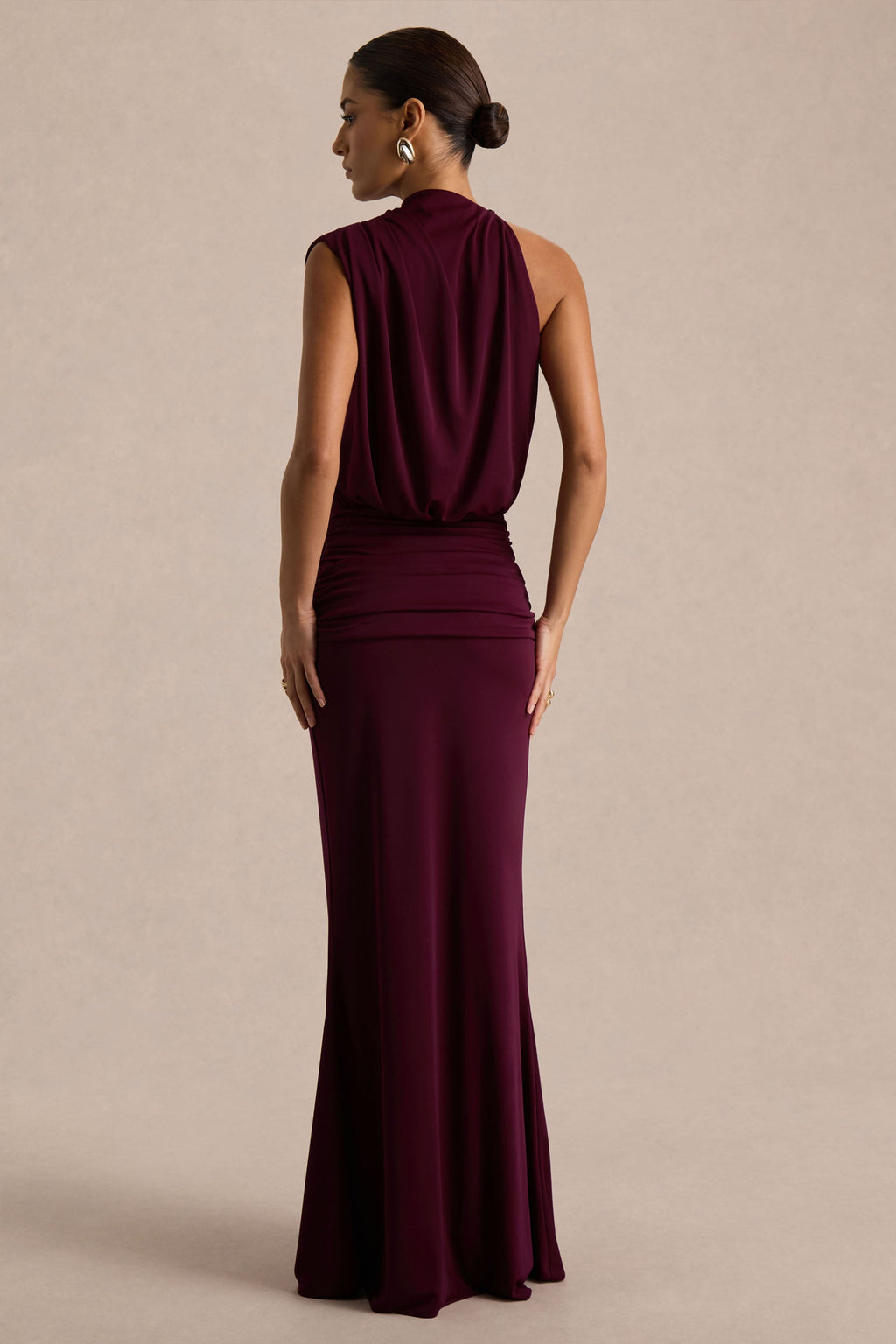 Umaira | Burgundy High-Neck Maxi Dress