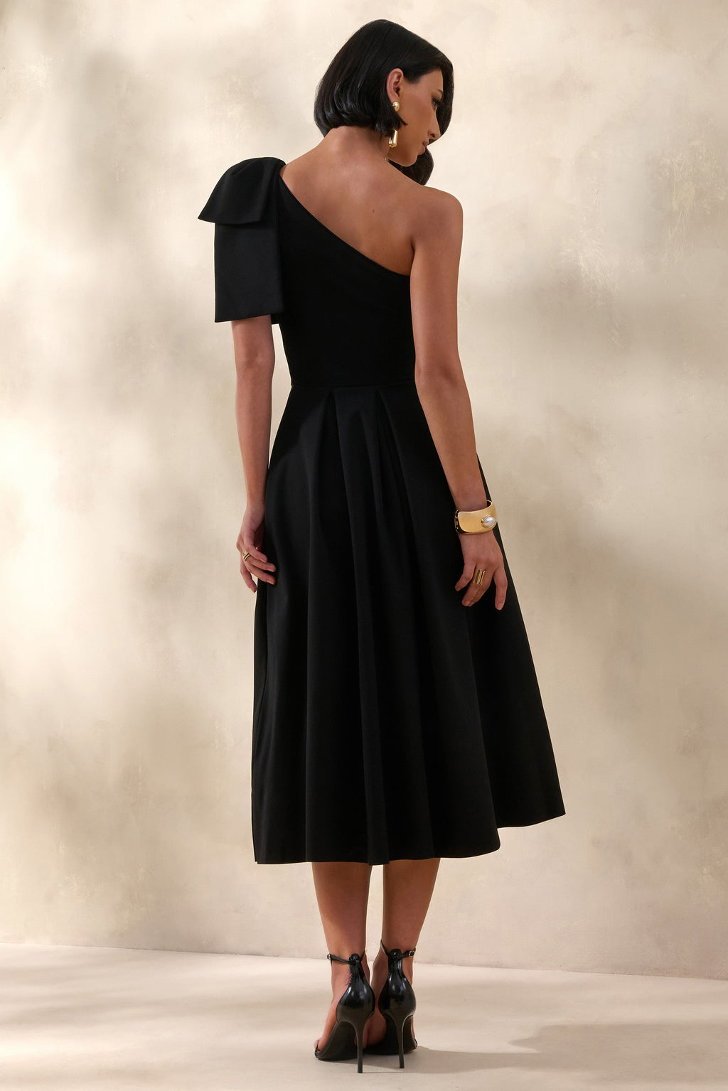 Meria | Black Asymmetric-Neck Midi Dress With Bow-Sleeve