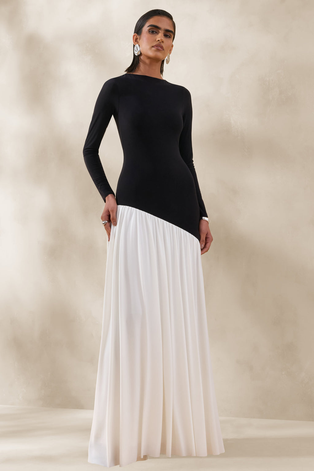Jasira | Black & White Crew-Neck Maxi Dress With Asymmetric Drop-Waist