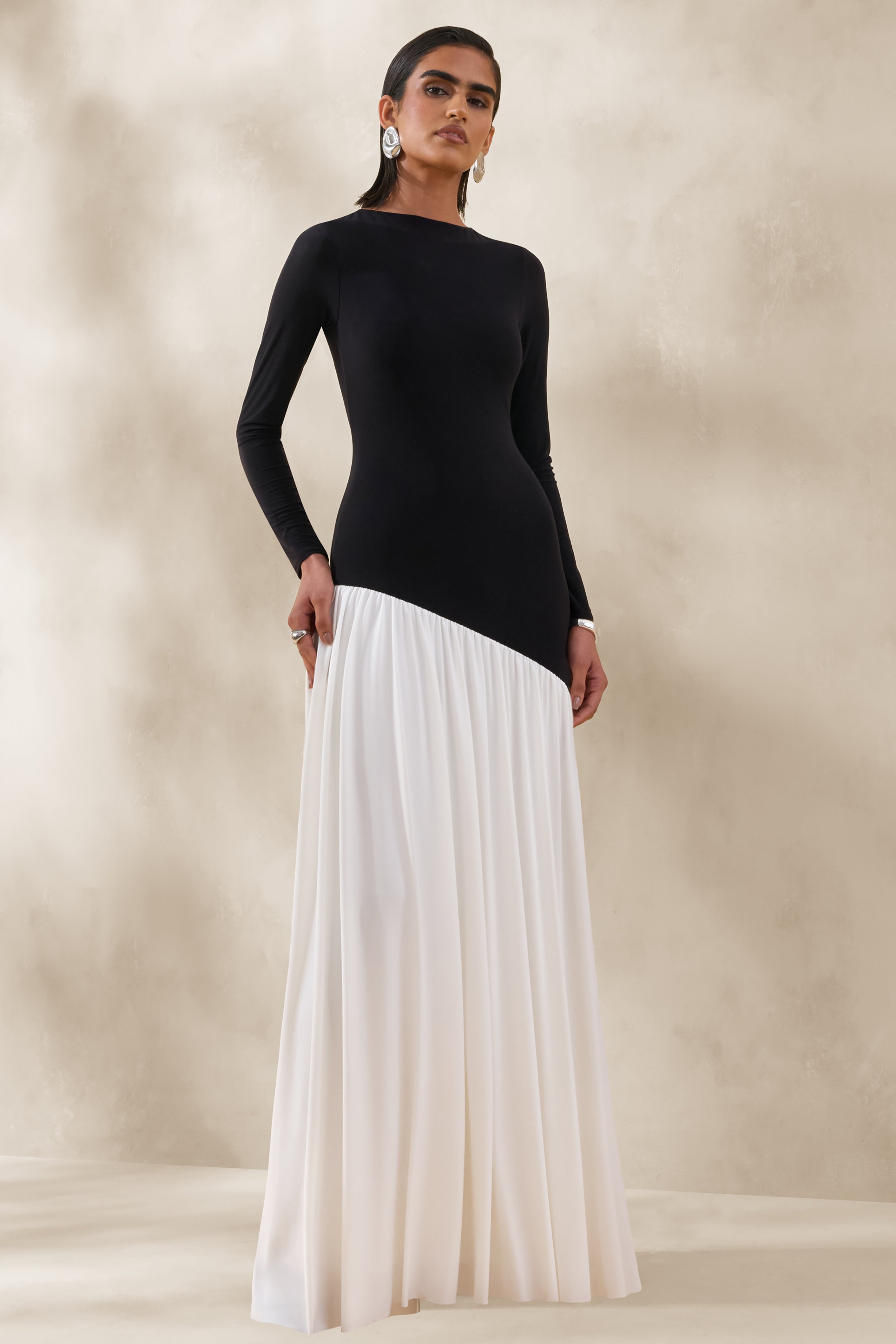 Jasira | Black & White Crew-Neck Maxi Dress With Asymmetric Drop-Waist