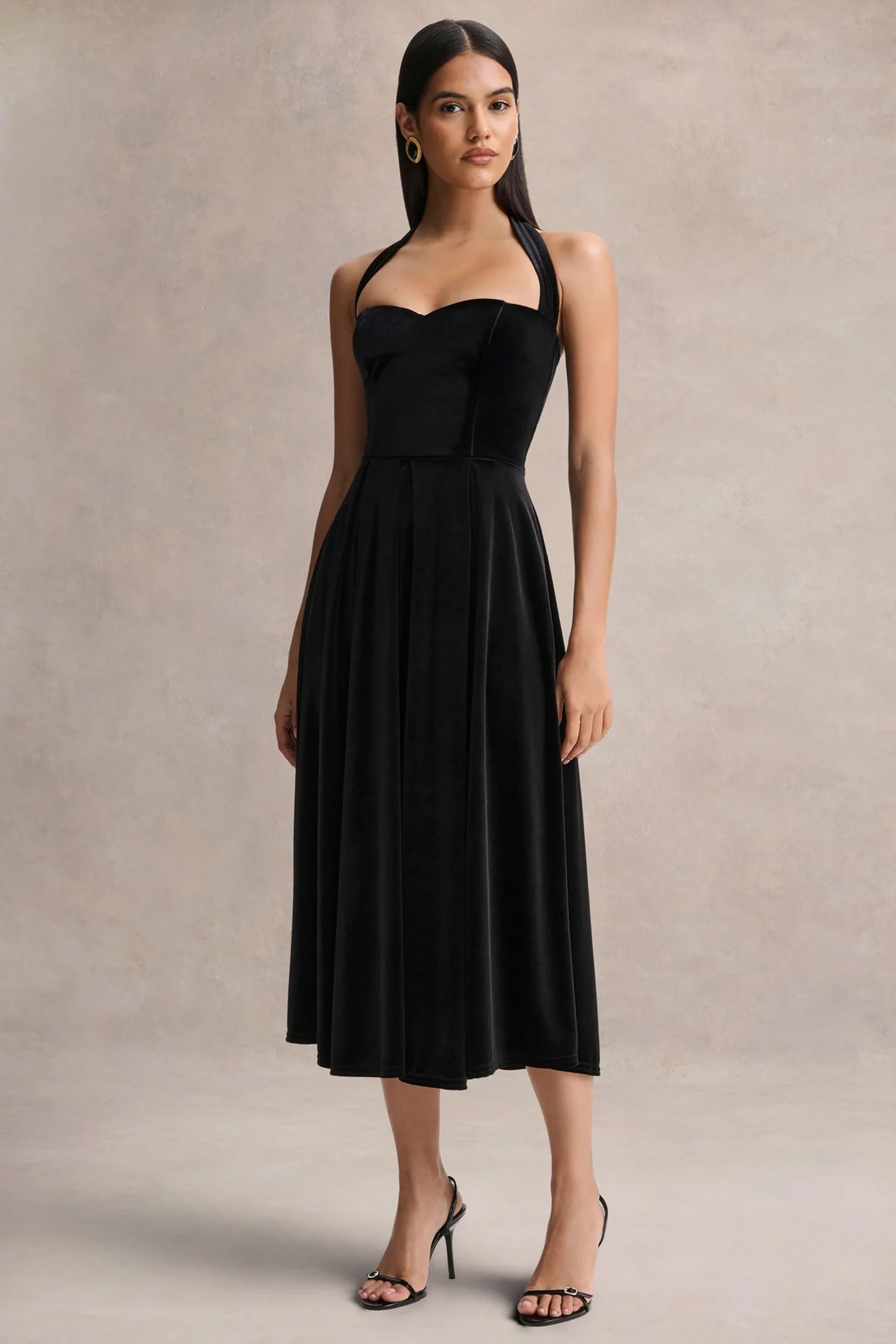 Esmeray | Black Velvet Sweetheart-Neck Midi Dress