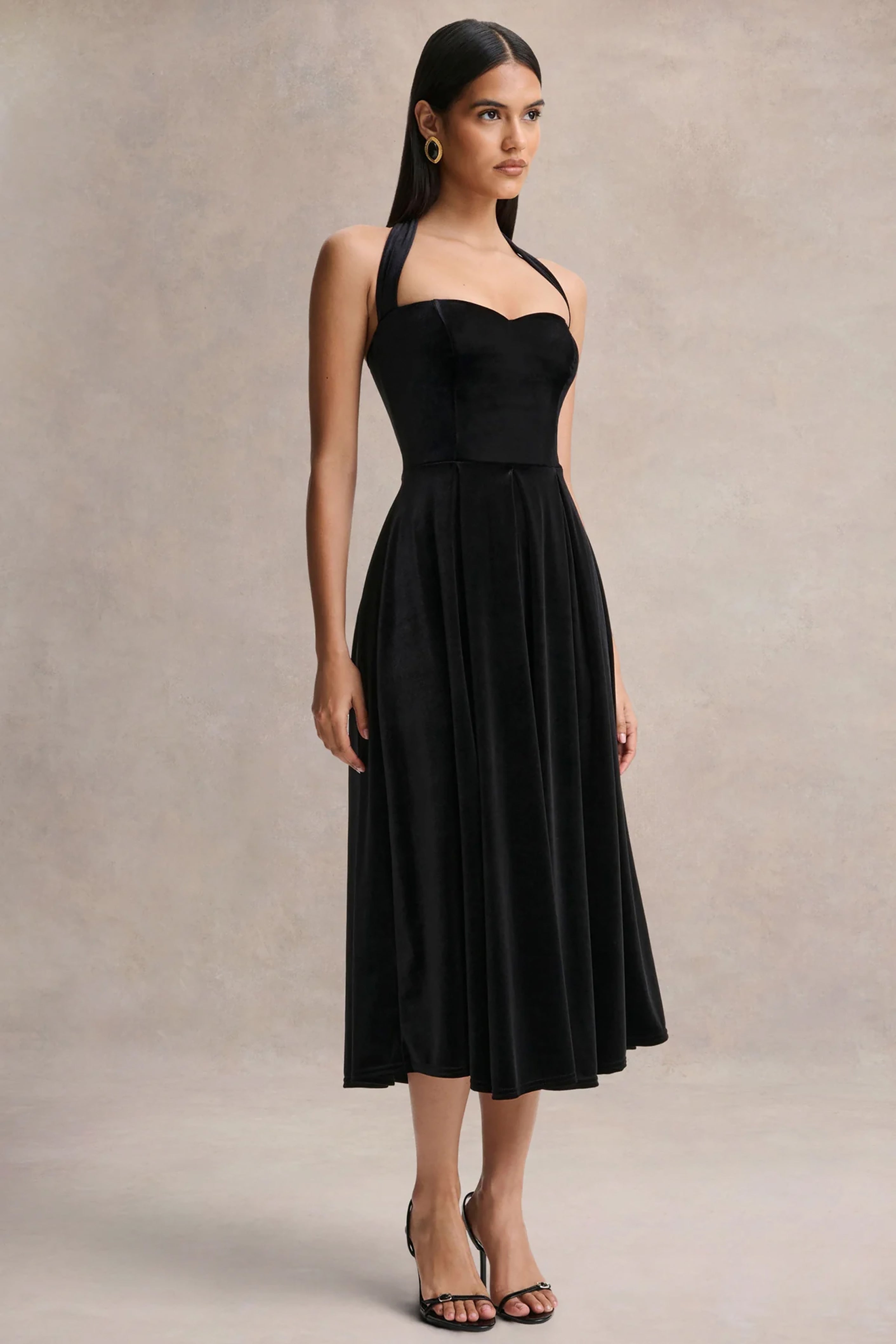 Esmeray | Black Velvet Sweetheart-Neck Midi Dress