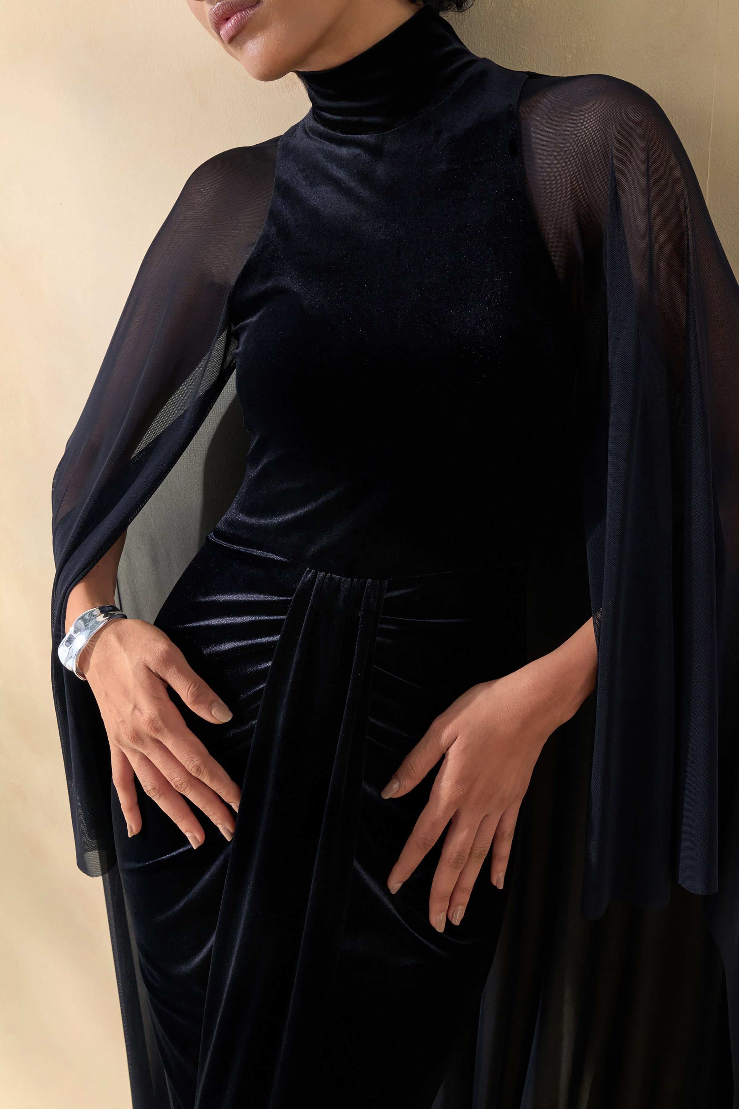 Adoring | Black Velvet High-Neck Maxi Dress With Cape