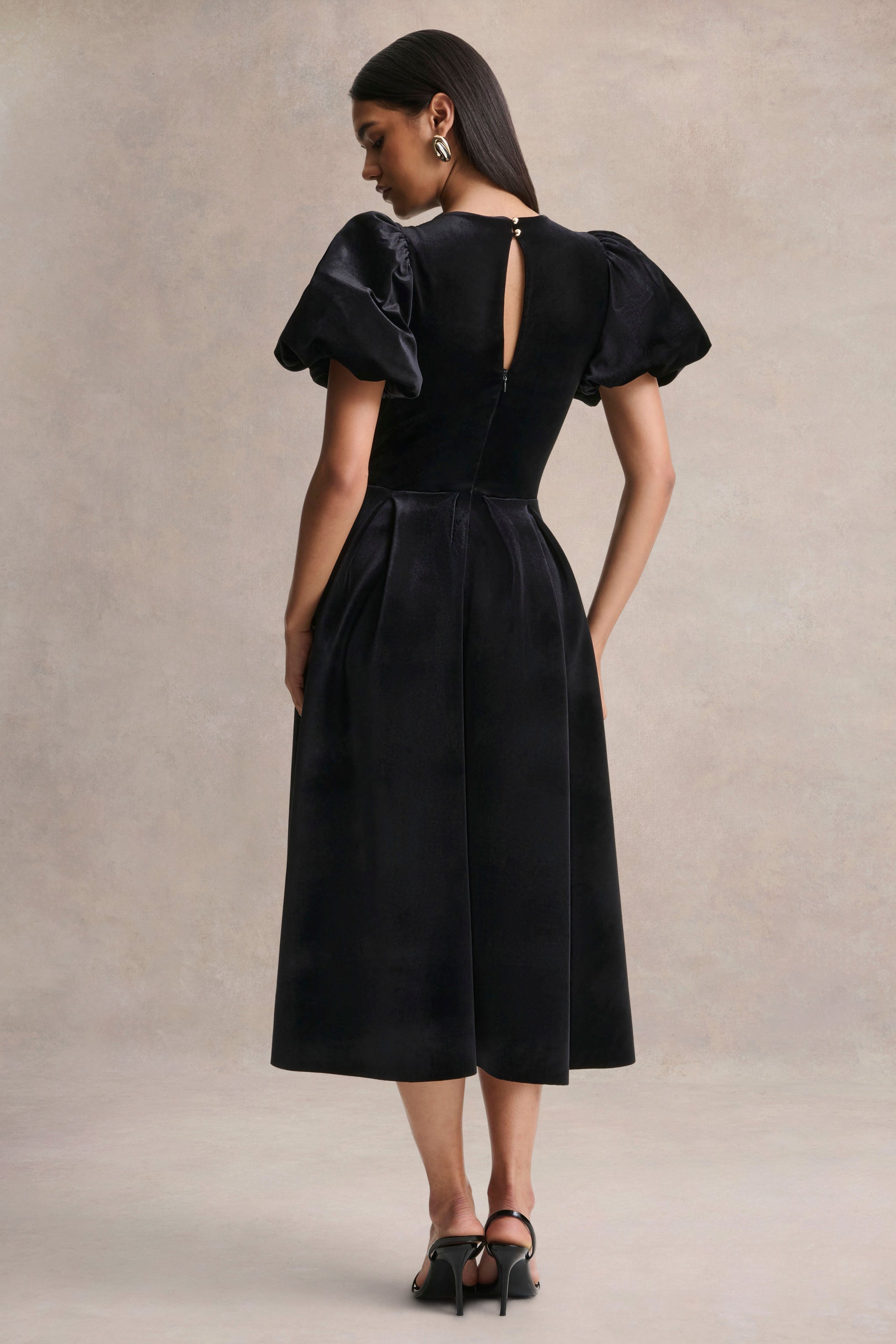 Seraphic | Black Velvet Puff-Sleeve Midi Dress