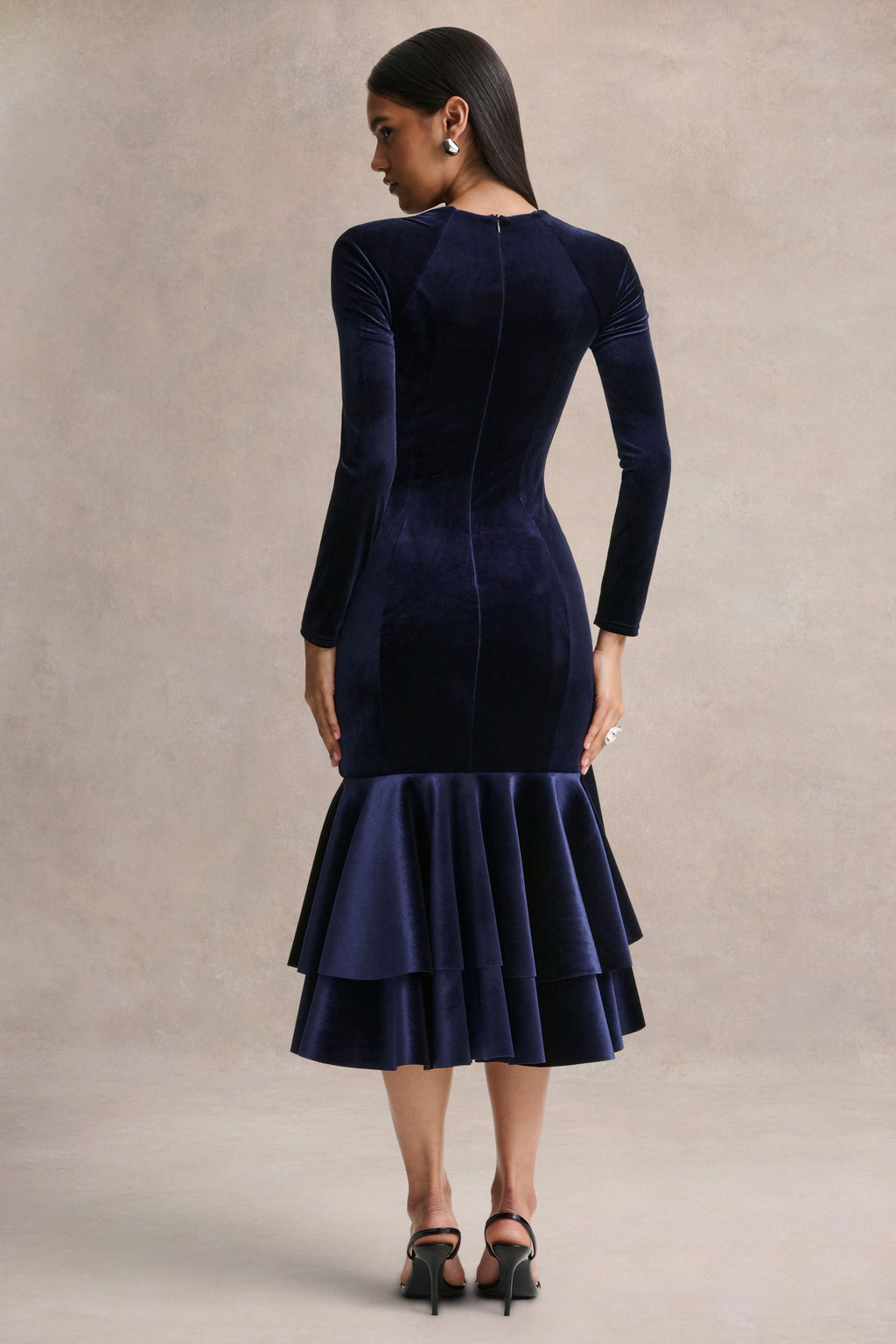Emberlyn | Navy Velvet Scoop-Neck Fishtail Midi Dress