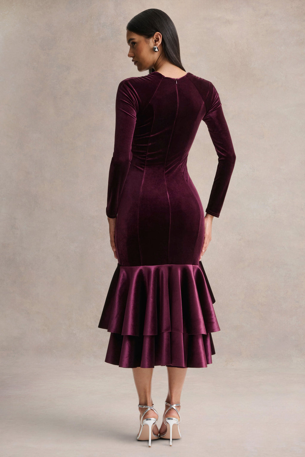 Emberlyn | Burgundy Velvet Scoop-Neck Fishtail Midi Dress