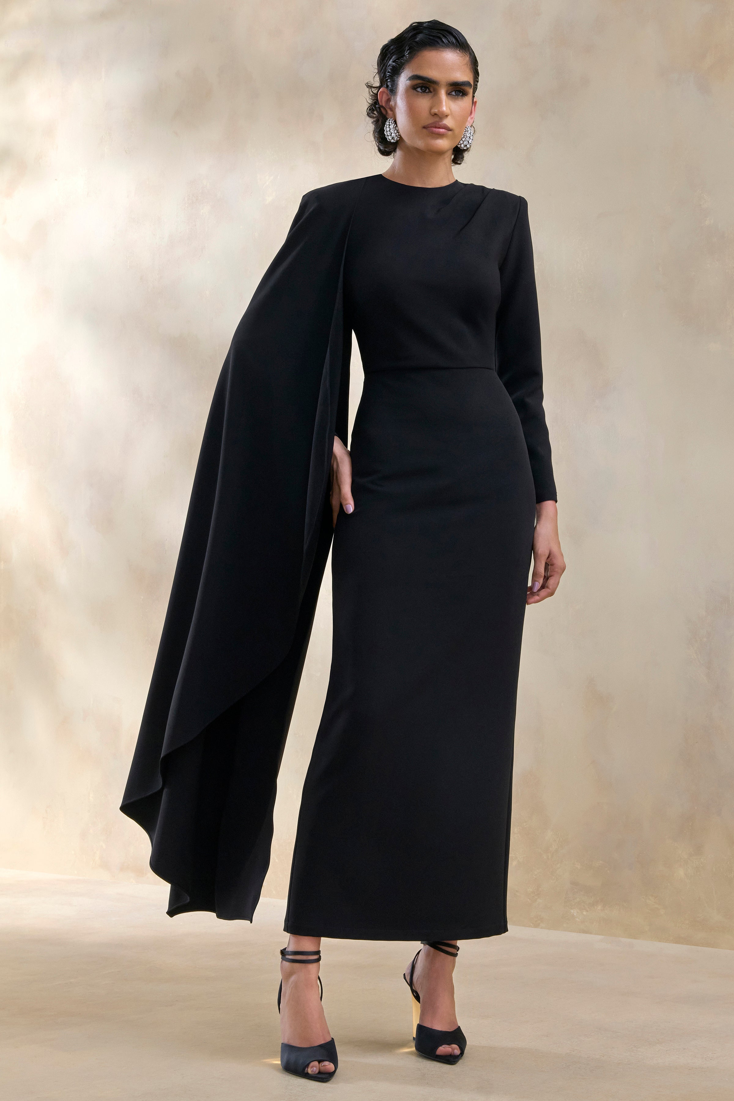 Jovea | Black Round-Neck Maxi Dress With Cape-Sleeve
