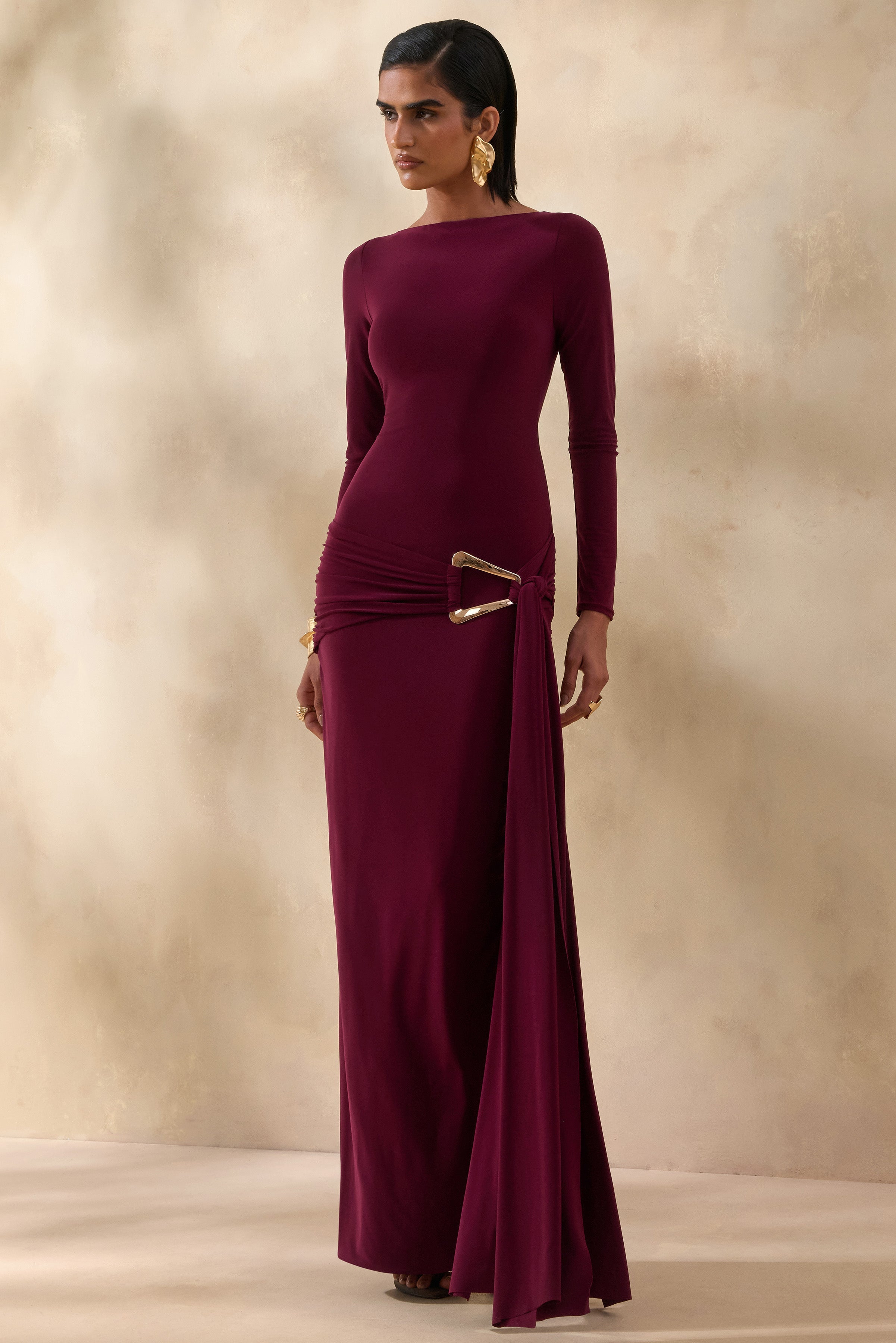 Astrielle | Burgundy Wide-Neck With Gold-Detail And Sash