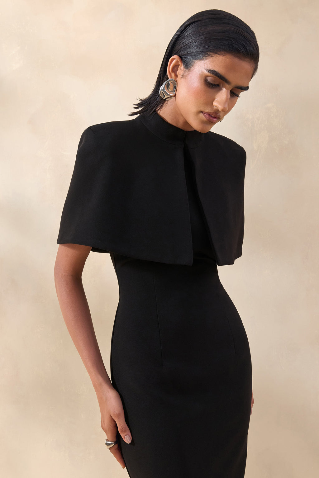 Deva | Black High-Neck Cape