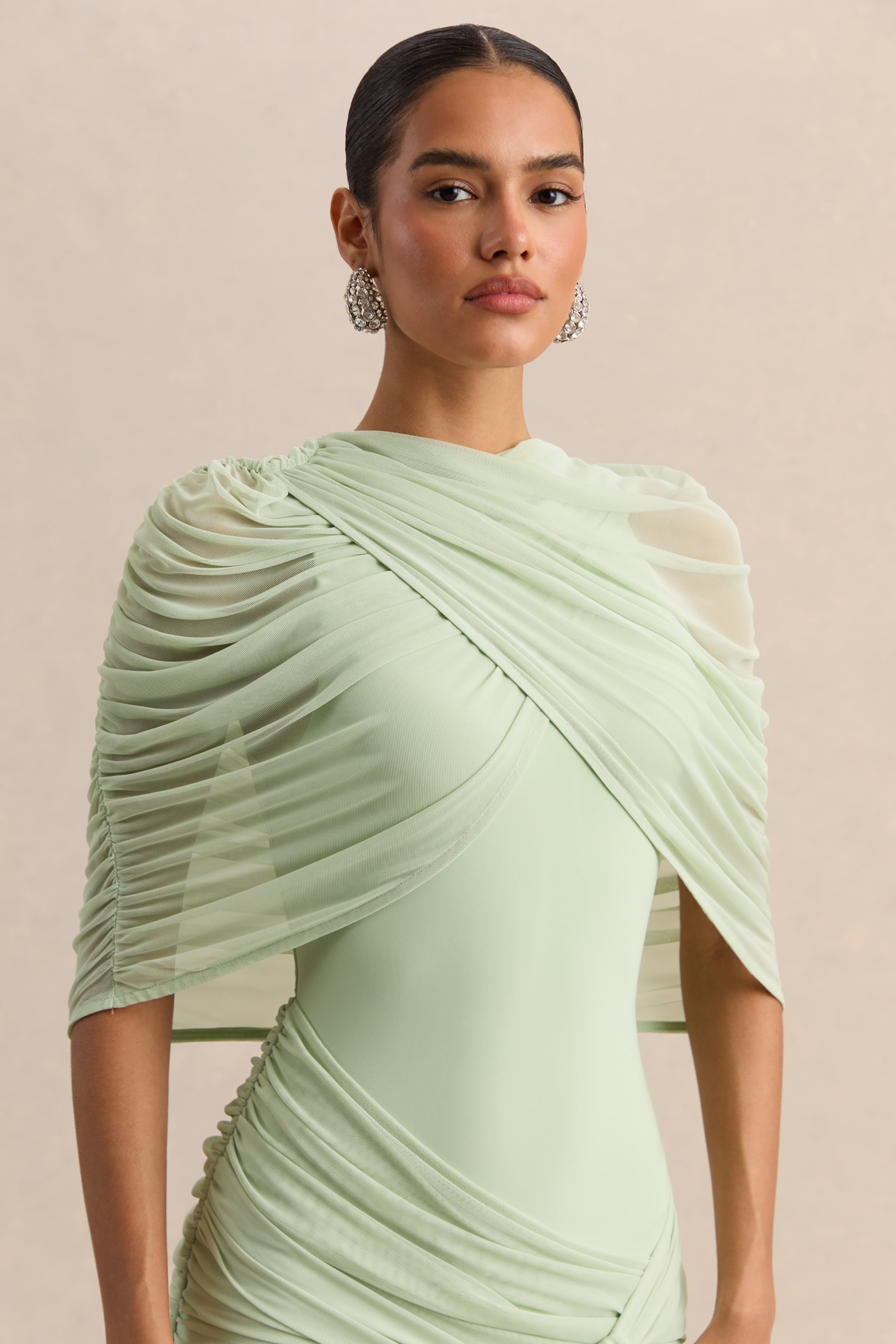 Magoria | Mint Mesh Round-Neck Cape