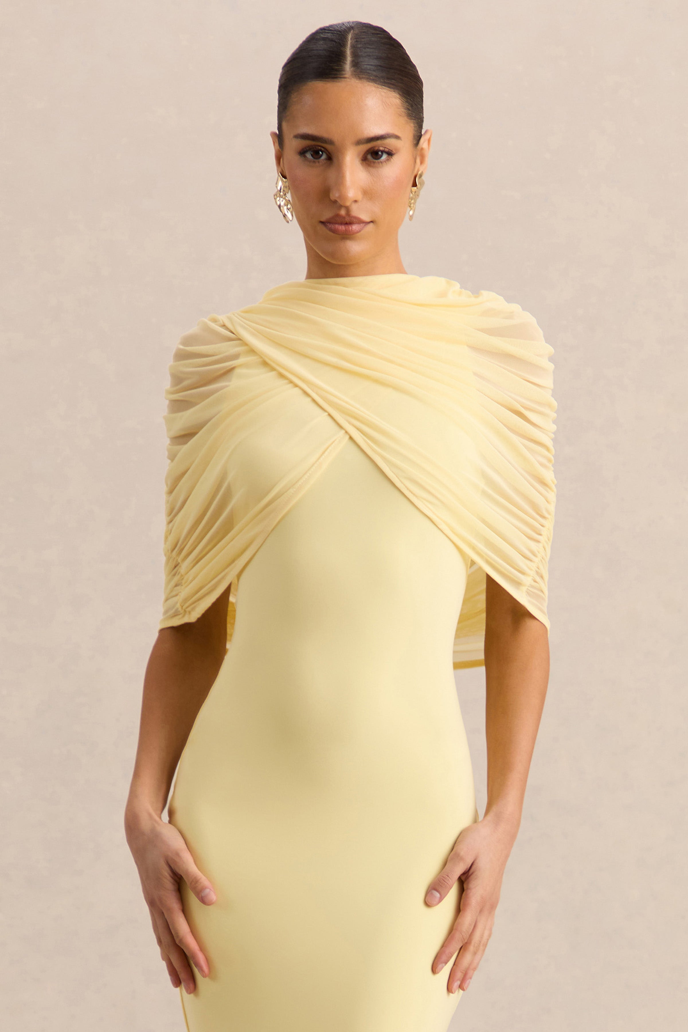 Magoria | Lemon Mesh Round-Neck Cape